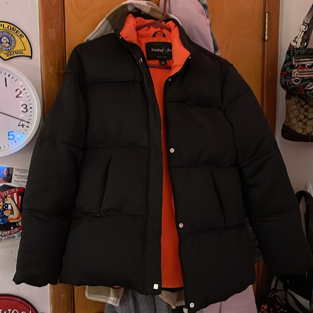 Pasha & Jo New York size small is a super warm goose down jacket. Never worn. - Picture 5 of 8